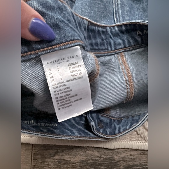 American Eagle highest waist mini skirt. Size 2 - Picture 3 of 5